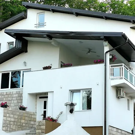 Zafaran By H&h Sarajevo